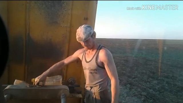 Посевная.Другой формат видео #алекс_юстасу #Кировец #посевная #сеялки #Kirowec #tractor #трактор