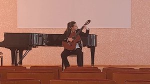 2. В.В.Козлов "Маленький Детектив"
исполняет:Бирюкова Александра Николаевна