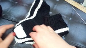 Тапочки на двух спицах .Как я вязала кеды .Вяжем вместе простые кеды .