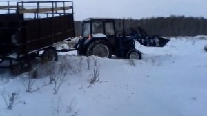 мтз 82.1 с телегой по снегу