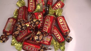 Взял на пробу Конфеты Золотой Степ Глазированные с Орехами в Красной Обёртке Пробуем на вкус