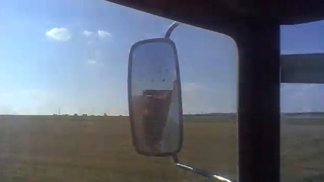 везем сено на мтз82.1 смотреть онлайн