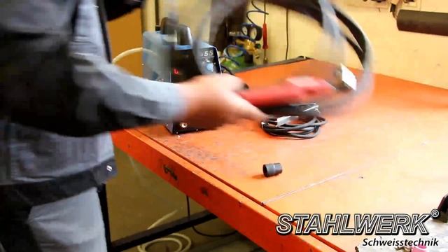Video Tutorial STAHLWERK Plasma Cutter CUT series. Plasma cutting