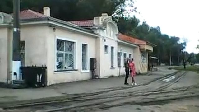 Обосранный город,обосанный,оплёванный,вонючий негде сходить в туалет.