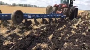 Плуг полунавесной ПП 9+2 (Светлоградагромаш)