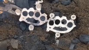 Кастет своими руками Изготовление плавка кастета Материал сплав Смотреть обзор товара. Отзывы Купит