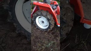 Кубота GL220 работа ковша на задней навеске (ковш воровайка)