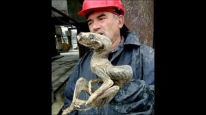 В сибирском алмазном руднике  шахтеры откопали очень странное существо, о котором даже никто не зна