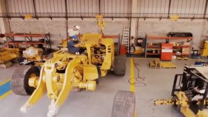 Погрузочно-доставочные машины для подземных работ CAT