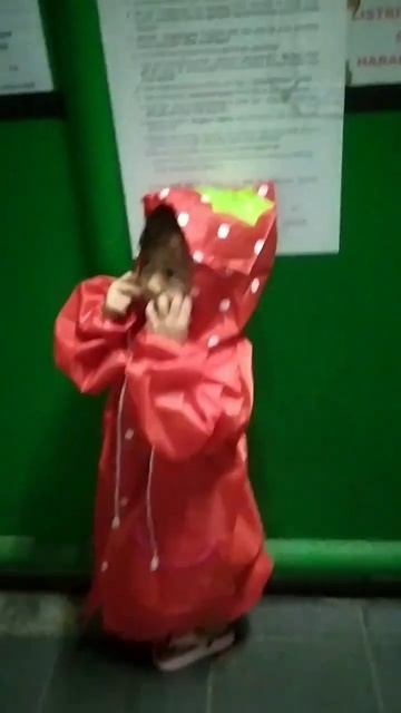 jas hujan anak karakter lucu #trending  #jashujananak #raincoat #jashujan #anaklucu смотреть онлайн