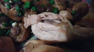 Черви в курице из пятерочки.Производитель Приосколье. Воронеж