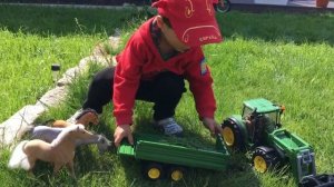 Трактор Bruder. Ферма.