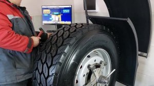 Грузовое колесо Boto BT518 на балансировочном станке💥🚛