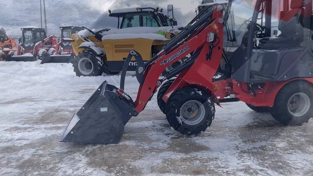 Электрические погрузчики QUADTRAC экологичное и экономичное решение для вашего бизнеса! #погрузчик смотреть онлайн