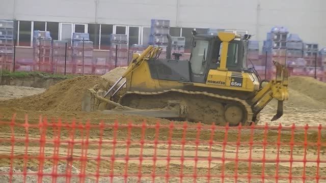 Бульдозеры Komatsu D65PX и D65E смотреть онлайн