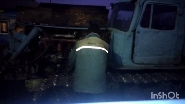 ДТ-75))) выезжаю снова пахать, в ночь 🌙⏰💤💤 смотреть онлайн
