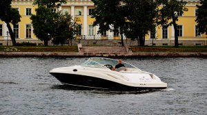 Аренда катера Sea Ray 270 в Санкт-Петербурге — VIP-чартер класса люкс