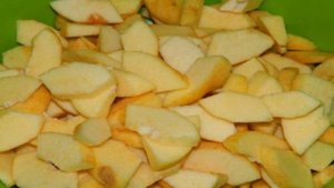 Яблочное варенье дольками