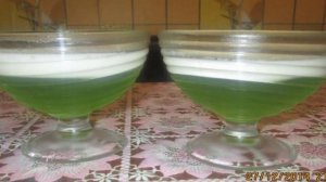 Простое двухцветное желе