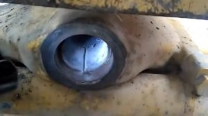 демонтаж втулок переднего моста CAT 432