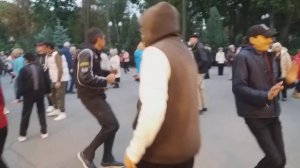 Харьков, танцы в парке, " Yes, I do"