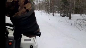 Едем на снегоходе Буран на рыбалку.Рыбалка на реке Чусовая.
