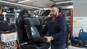 Inglesina Cartesio i Size – автокресло от 3 до 12 лет