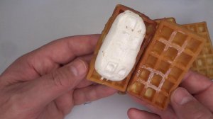 Взял на пробу Вафли Венские со Взбитыми Сливками