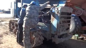 Запуск ДТ 75 после зимний спячки
