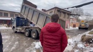 Доставка песка:щебня