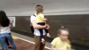 Первый раз в метро.