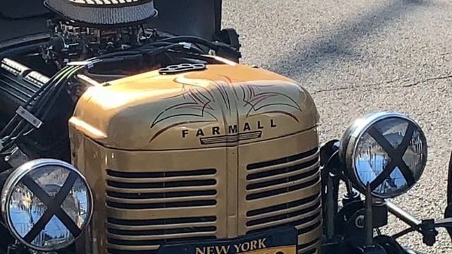 Трактор 1927 года, Farmall tractor