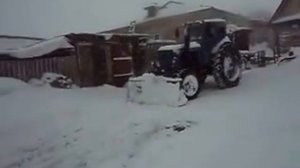 Чистка снега трактором Т-40АМ