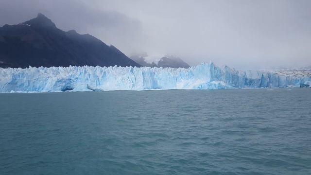 Perito Moreno Glacier's North Face Collapse Causes Massive Wave