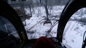 Форвардер John Deere 1910e