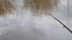 19-04-2025 Рыбалка весной на Урале, встреча с Европейской норкой. Часть 1.