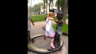 Ариночка в парке.