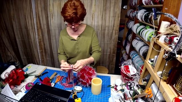 Valentine kissing ball DT смотреть онлайн