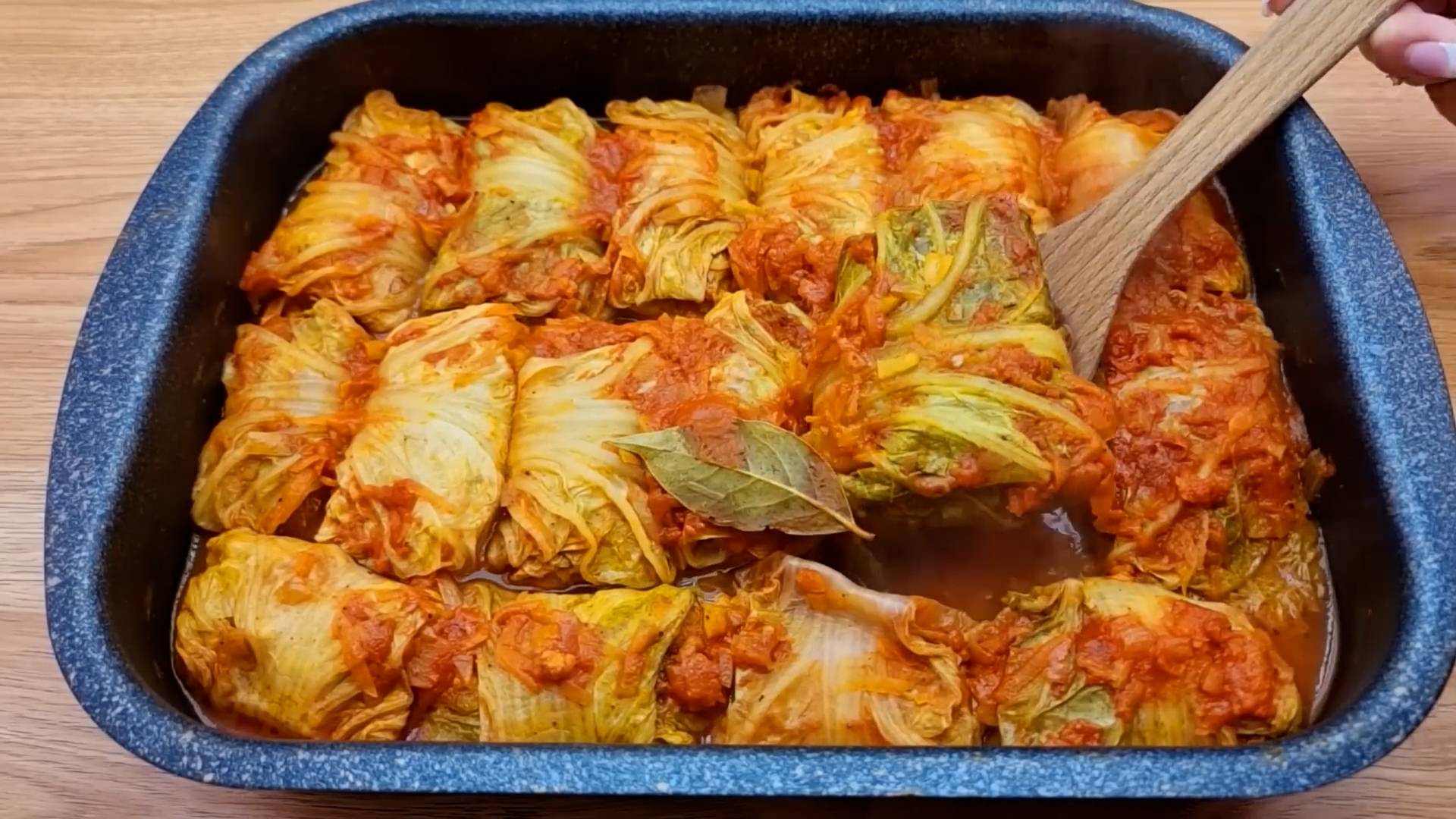 НАШ ДОМАШНИЙ РЕЦЕПТ. Таких ВКУСНЫХ ГОЛУБЦОВ ВЫ НЕ ЕЛИ НИКОГДА. Голубцы из капусты с мясом и рисом.