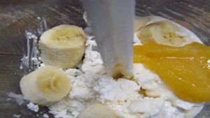 Творожно-банановый крем