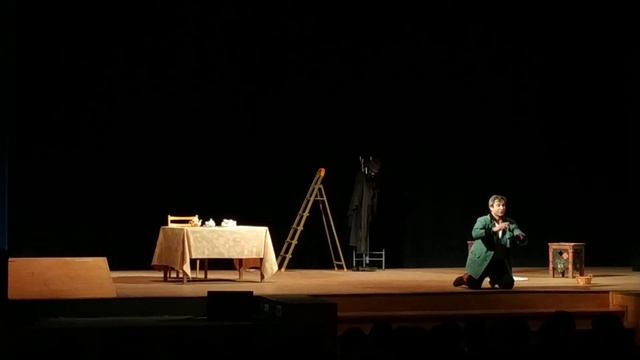 Фрагмент моноспектакля "Записки сумасшедшего" смотреть онлайн