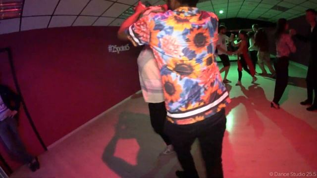Salsa NY style. Mambo Brown & Lilia Abdullina || MAMBO party by Dance Studio 25.5 смотреть онлайн