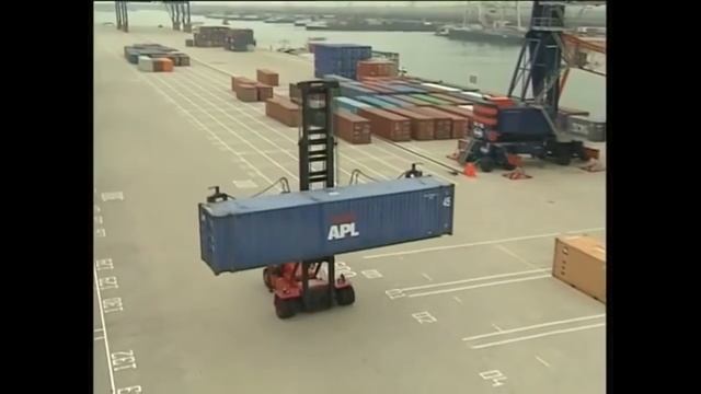 Ричстакер погрузчик контейнеров Кальмар Kalmar