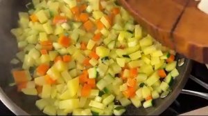 Картофель с яйцами вкуснее мяса! Это блюдо мгновенно покорит вас!