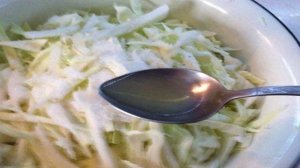 Салат из капусты со свежими овощами