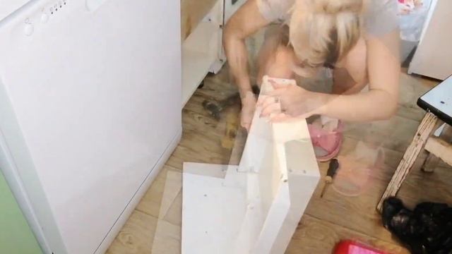 ежедневная мотивация на уборку,генералим кухню,делаем организацию хранения, всё ближе к новой кухне смотреть онлайн