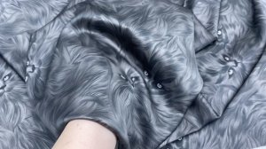 Шёлк атласный  графитового  цвета с принтом  кошачьи глаза  46716