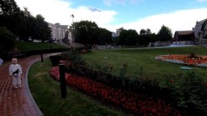 Москва. От метро Боровицкая, до храма Христа Спасителя.