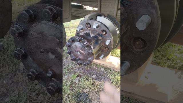 правую сторону перебрал ремонт тормозов на хино 300. смотреть онлайн