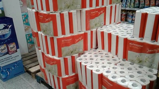 САМЫЙ ДЕФИЦИТНЫЙ ТОВАР... смотреть онлайн